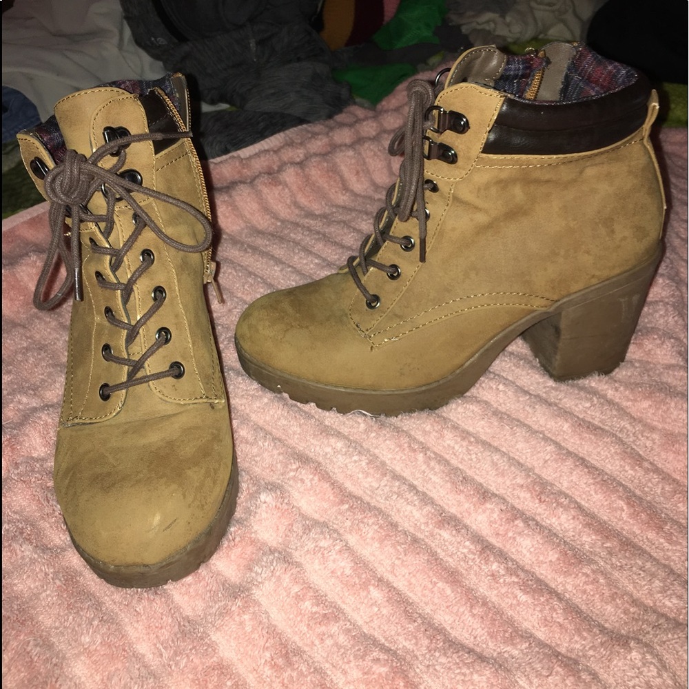 Tan booties !
